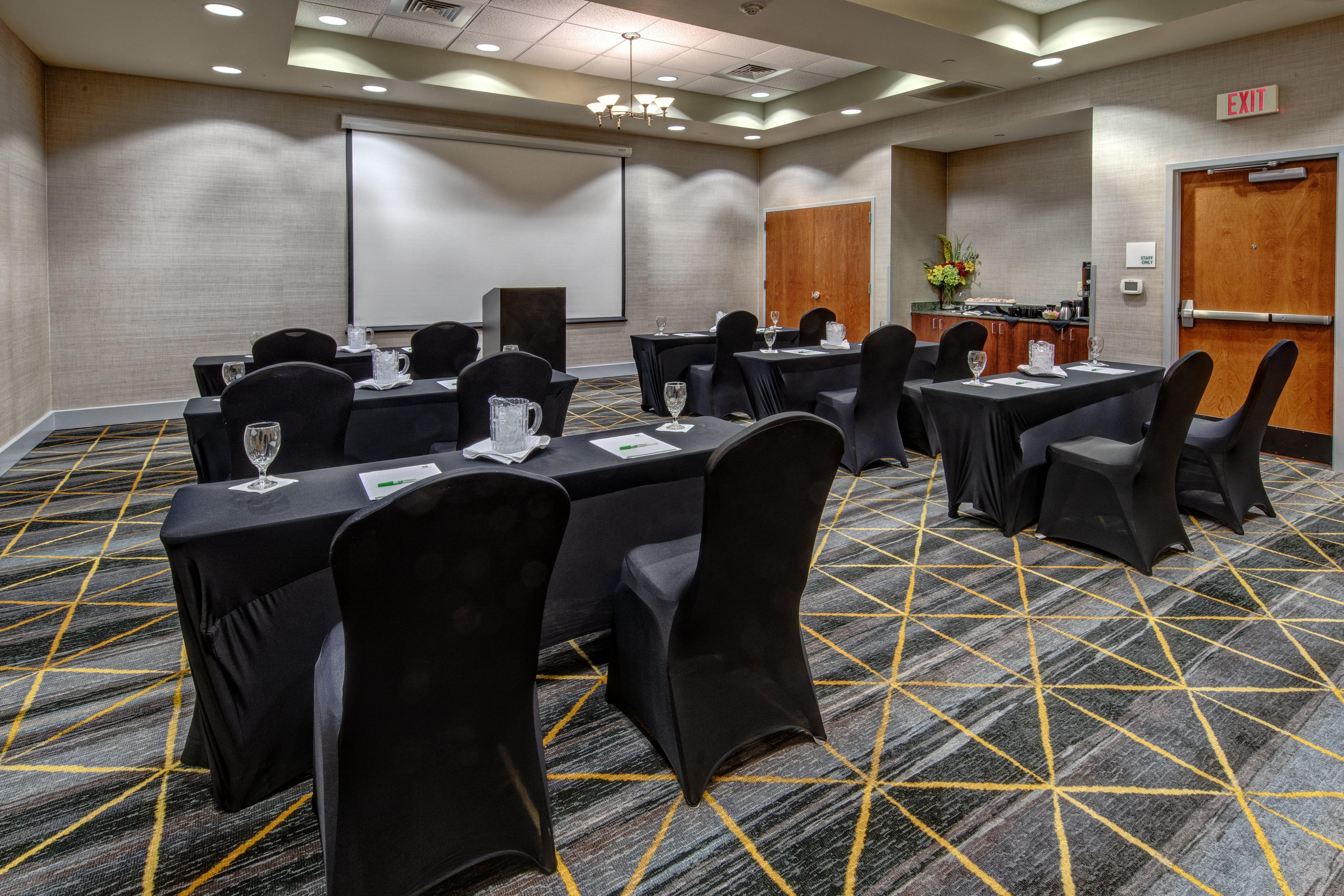 Holiday Inn Rocky Mount I-95 @ Us 64 By Ihg Bagian luar foto
