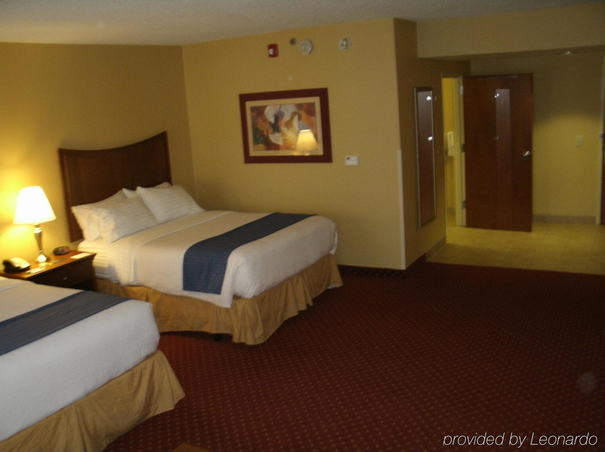 Holiday Inn Rocky Mount I-95 @ Us 64 By Ihg Bagian luar foto